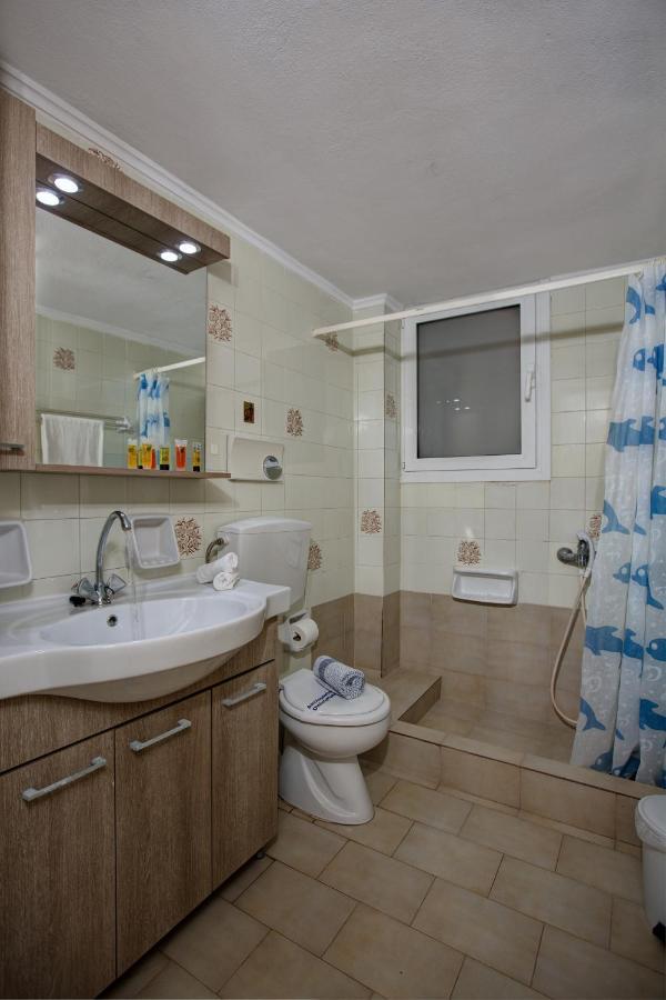 Elalia Apartments แอร์ซอนิสซอส ภายนอก รูปภาพ