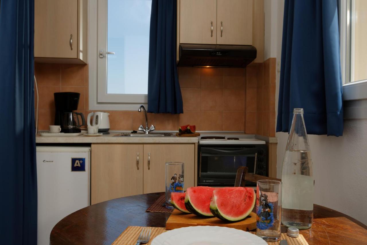 Elalia Apartments แอร์ซอนิสซอส ภายนอก รูปภาพ